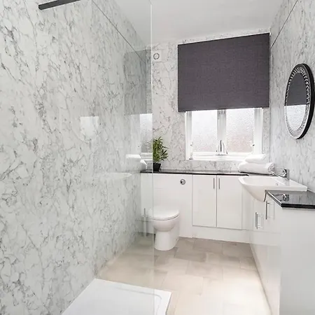 17 Penleys Grove Street-3